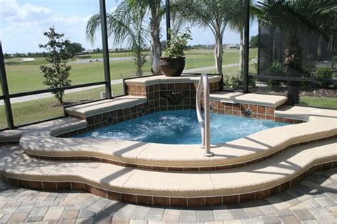 T&D Pool & Spa Construction .